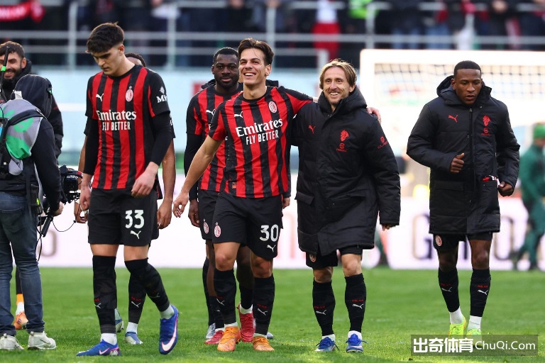 太阳逆转雄,布克,秒绝杀杜少,PA真人娱乐官方网站,视频直播,免费试玩,PA,Gaming